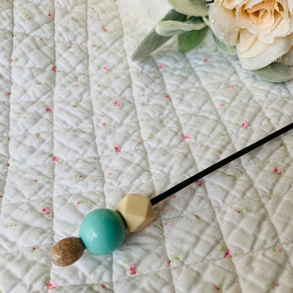 Accessories - 🎀Hair stick aqua and tan chopstick